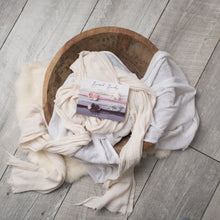 Load image into Gallery viewer, Newborn Photography Prop | Newborn Headbands | Canadian Newborn Photography Prop