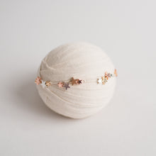 Load image into Gallery viewer, Newborn Photography Prop | Newborn Headbands | Canadian Newborn Photography Prop