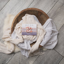 Load image into Gallery viewer, Newborn Photography Prop | Newborn Headbands | Canadian Newborn Photography Prop