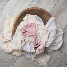 Load image into Gallery viewer, Newborn Photography Prop | Newborn Bonnet | Canadian Newborn Photography Prop