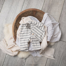 Load image into Gallery viewer, Newborn Outfit Sets | Newborn Photography Props | Newborn Photography Supplies Canada