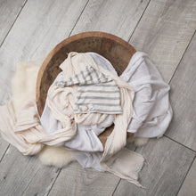 Load image into Gallery viewer, Newborn Outfit Sets | Newborn Photography Props | Newborn Photography Supplies Canada