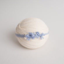 Load image into Gallery viewer, Newborn Photography Prop | Newborn Headbands | Canadian Newborn Photography Prop