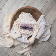 Load image into Gallery viewer, Newborn Photography Prop | Newborn Headbands | Canadian Newborn Photography Prop