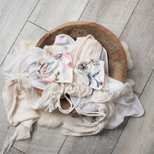 Load image into Gallery viewer, Twin set: Serena Set | Floral Romper Set