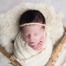 Load image into Gallery viewer, Newborn Photography Prop | Newborn Headbands | Canadian Newborn Photography Prop